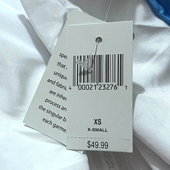 Disney Parks Magic Kingdom Fantasyland Hooded Windbreaker Jacket NWT XS - Picture 11 of 14